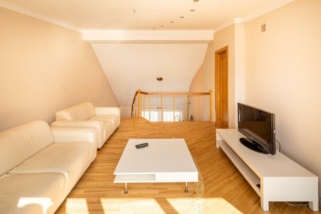 Old Riga Aldaru Street 2 Level Apartment With Terrace Dış mekan fotoğraf